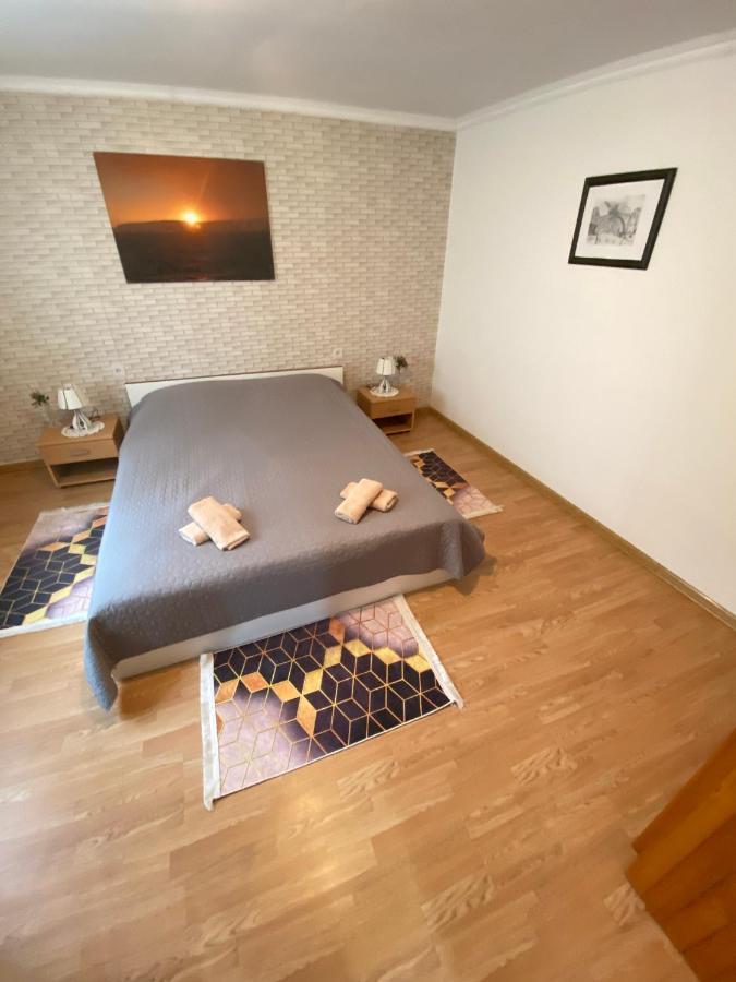 Cookies Old House Visoko Apartment Bagian luar foto